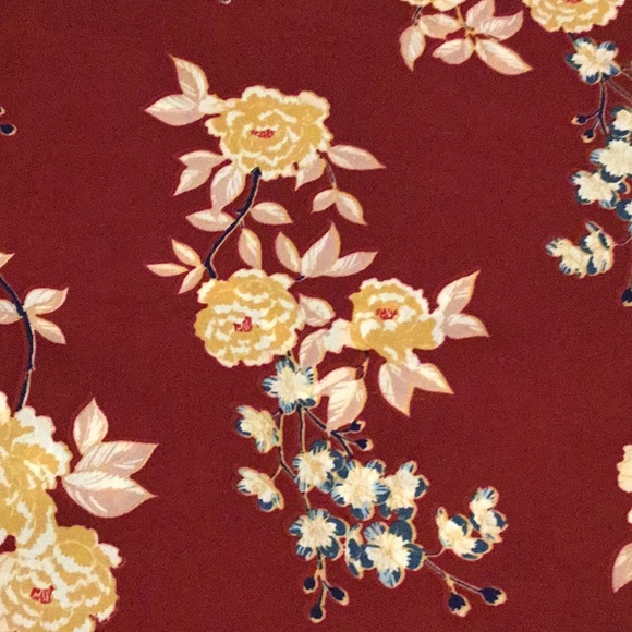 Pink Rose maroon floral tank - Picture 2 of 6